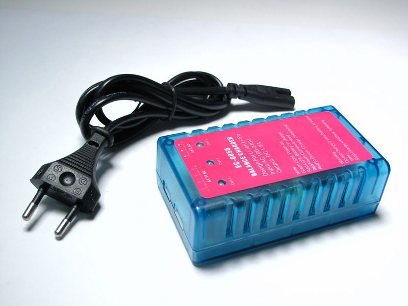 Универсальное зарядное устройство Emax Li-Po charger 2-3 cell