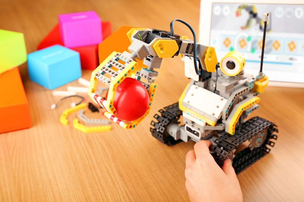 Робот-конструктор UBTECH JIMU Trackbotskit купить в минске 3.jpg
